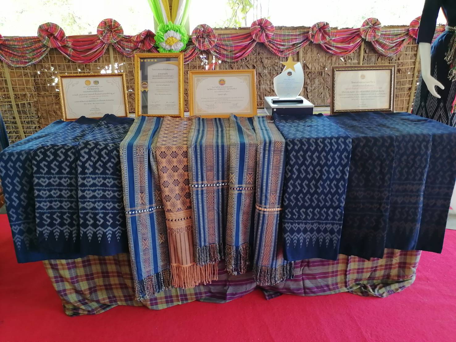 พช.นครพนม ร่วมเสริมสร้างตำบลเข้มแข็งนำร่องที่ตำบลหนองสังข์