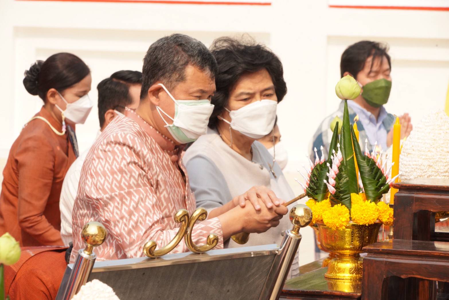 ปลัดกระทรวงมหาดไทย เปิดตัวโครงการสืบสานพระราชปณิธาน “นาหว้าโมเดล” ในโอกาสครบรอบ 50 ปี โครงการศิลปาชีพ เฉลิมพระเกียรติสมเด็จพระนางเจ้าสิริกิติ์ พระบรมราชินีนาถ พระบรมราชชนนีพันปีหลวง ในโอกาสทรงเจริญพระชนมพรรษา ครบ 90 พรรษา และในโอกาสครบรอบ 50 ปี ของศูนย์ศิลปาชีพ