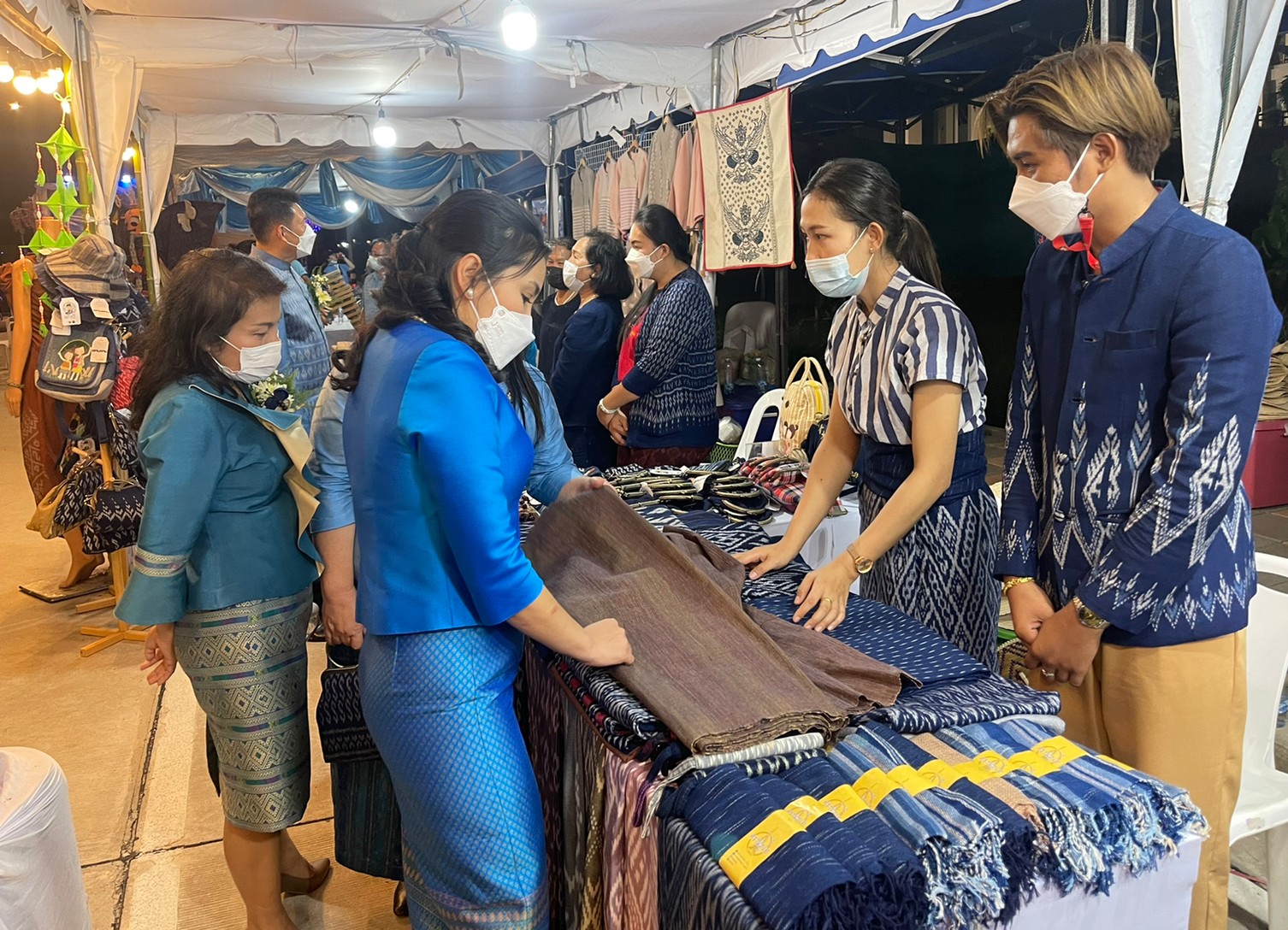 นครพนม เปิดงานมหกรรมส่งเสริมวิถีชนเผ่า เชื่อมโยงต้นกำเนิดศิลปาชีพ 