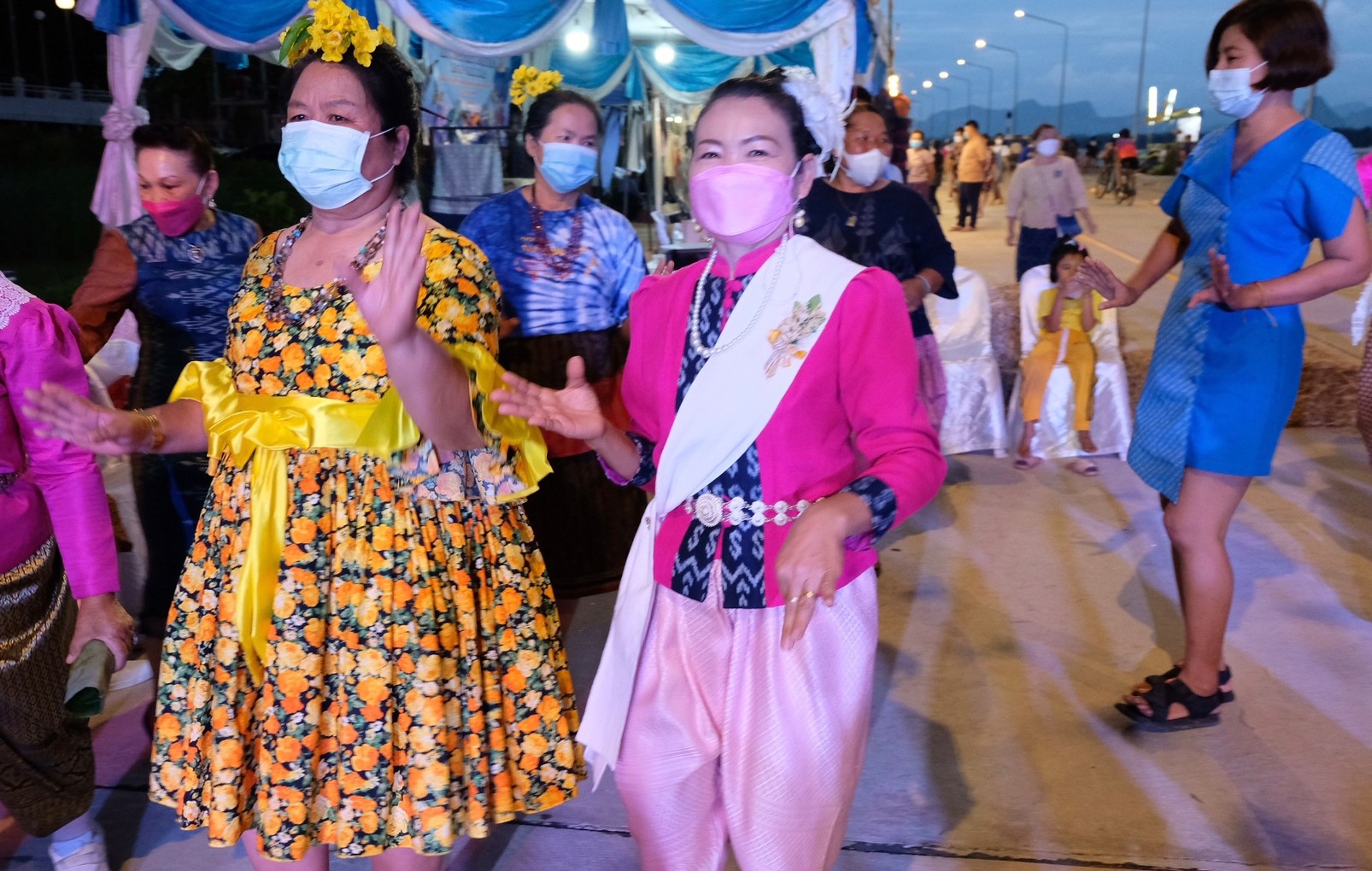 นครพนม จัดงานมหกรรมส่งเสริมวิถีชนเผ่า เชื่อมโยงต้นกำเนิดศิลปาชีพ 