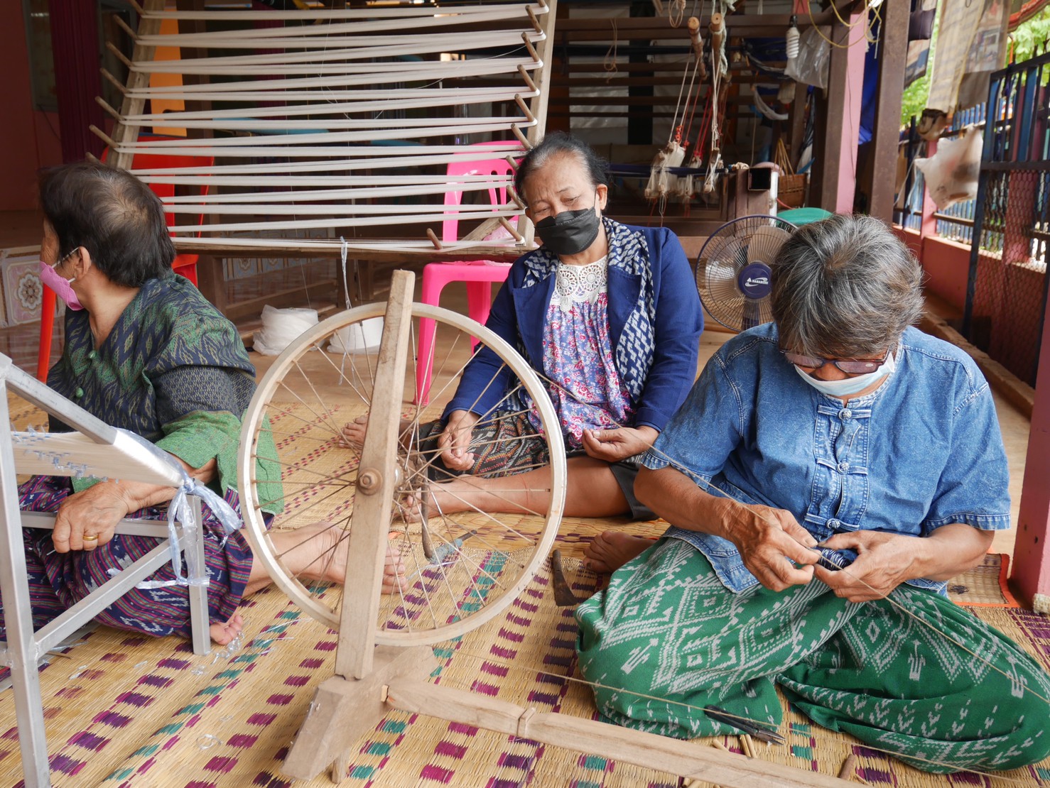 นครพนม เชิดชูเกียรติคนกองทุนพัฒนาบทบาทสตรี อำเภอนาหว้า