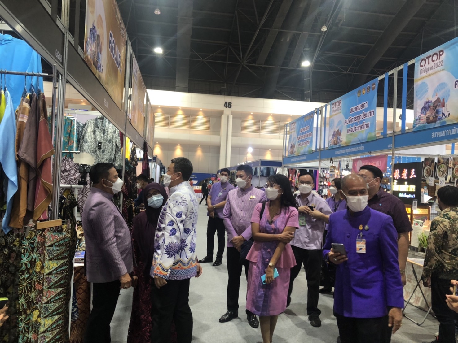นครพนม ร่วมพิธีเปิดงาน OTOP Midyear 2022 “สุขช้อป สุขใจ สุขทั่วไทยรวมไว้ในที่เดียว”