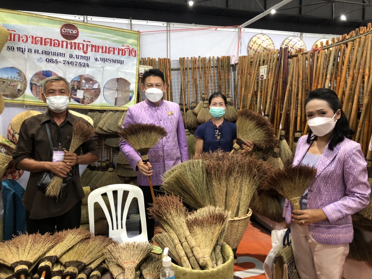 นครพนม ร่วมพิธีเปิดงาน OTOP Midyear 2022 “สุขช้อป สุขใจ สุขทั่วไทยรวมไว้ในที่เดียว”