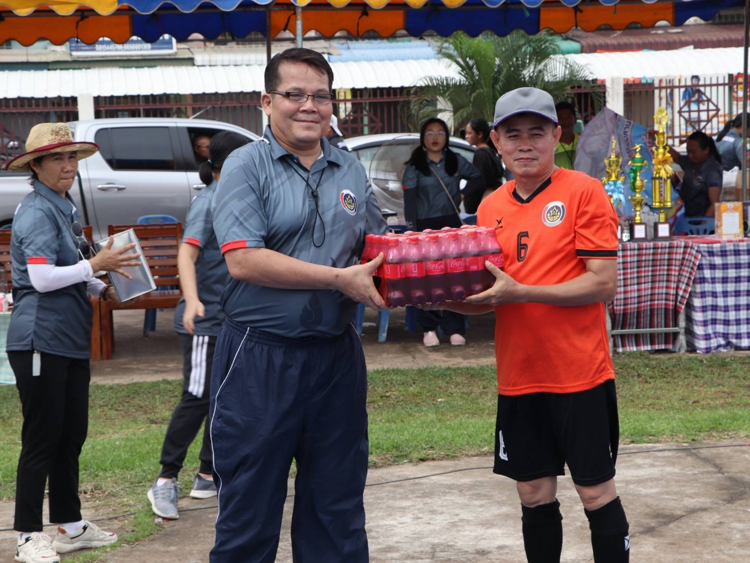 นครพนม ยกทีมร่วมโครงการสานสัมพันธ์น้องพี่ 60 ปี พช.