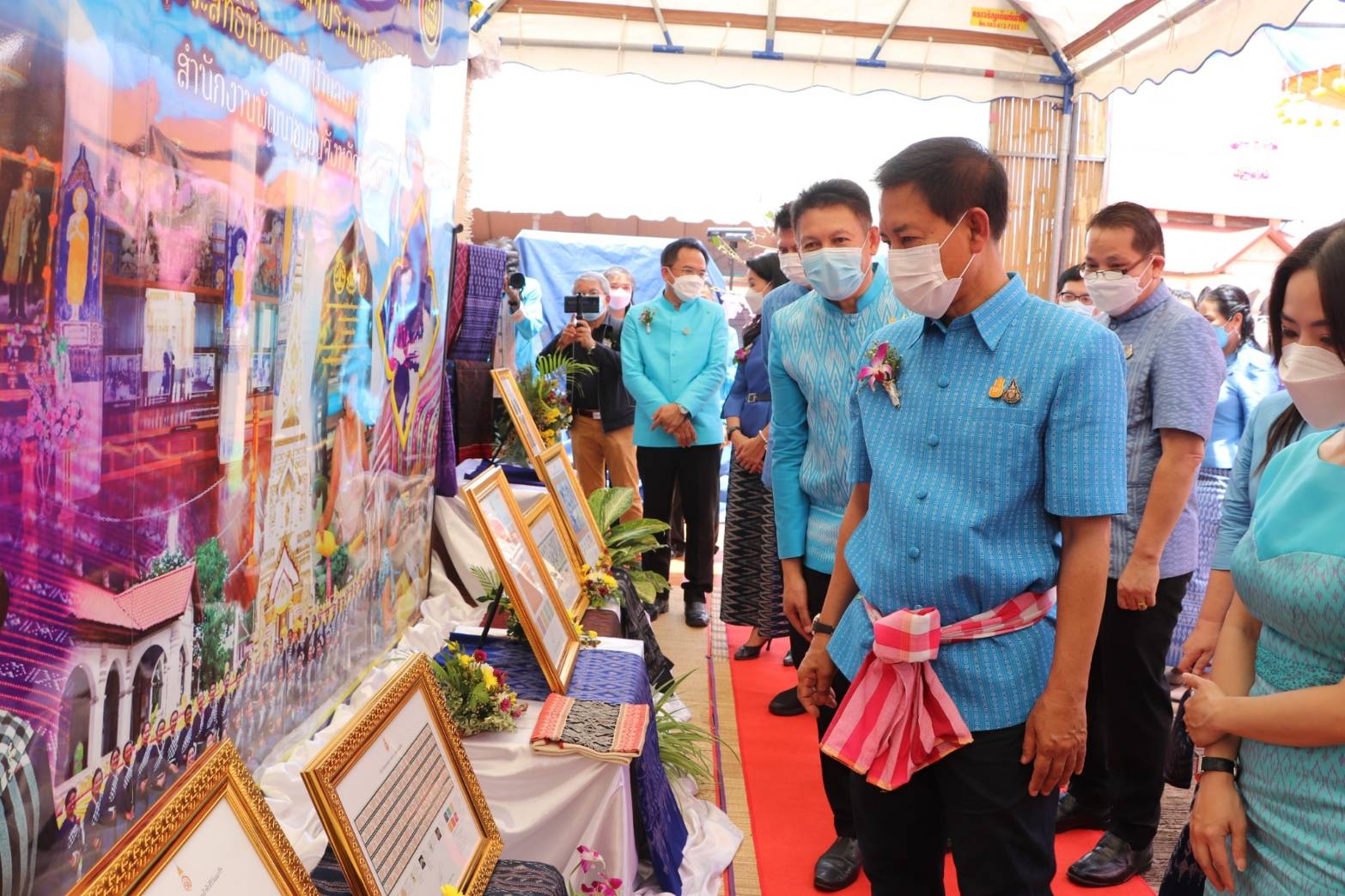 กรมการพัฒนาชุมชน จับมือ กรมประชาสัมพันธ์ รุกขับเคลื่อนการประชาสัมพันธ์ผ้าศิลปาชีพเฉลิมพระเกียรติ 90 พรรษา สมเด็จพระบรมราชชนนีพันปีหลวง