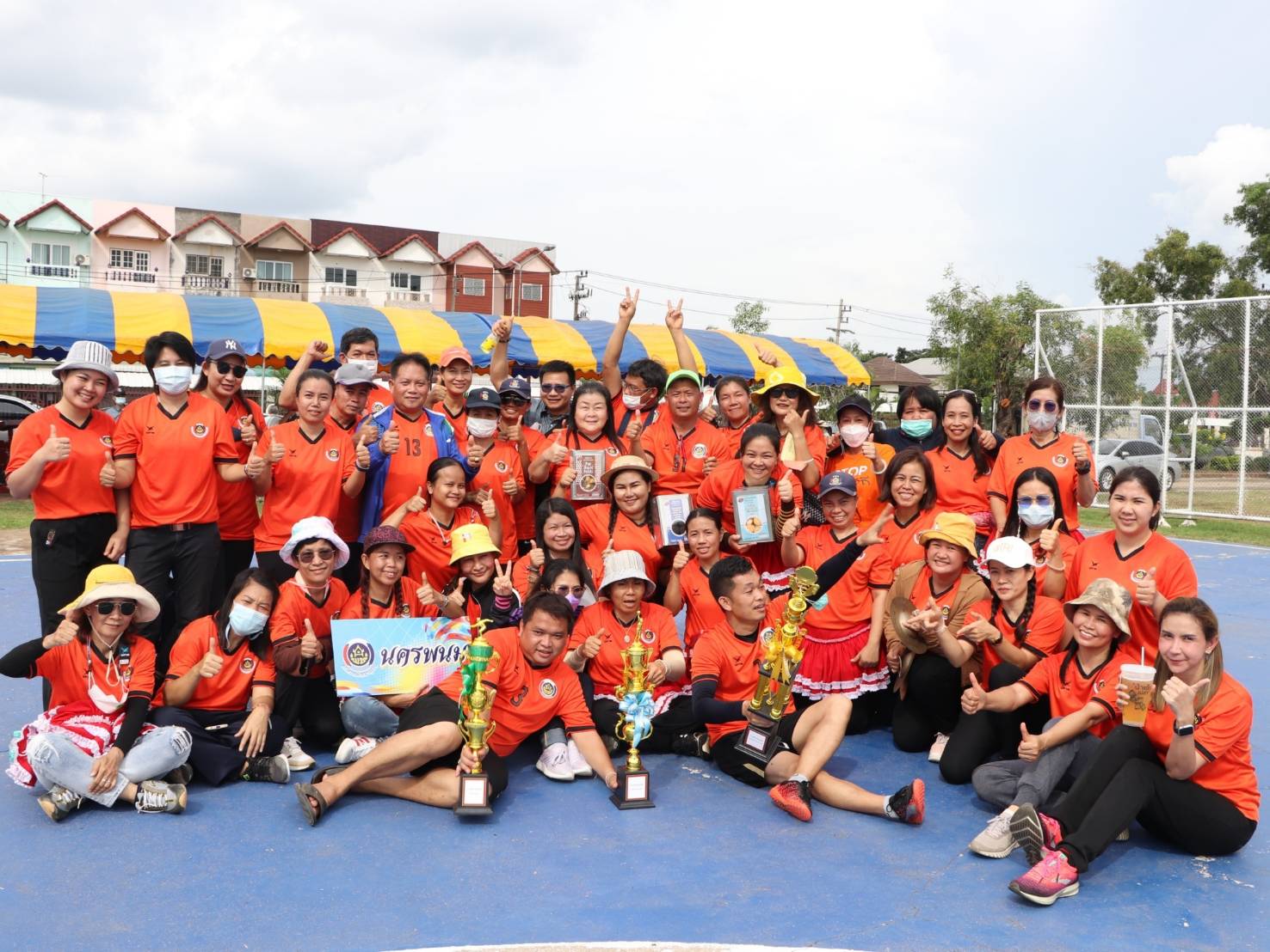นครพนม ยกทีมร่วมโครงการสานสัมพันธ์น้องพี่ 60 ปี พช.