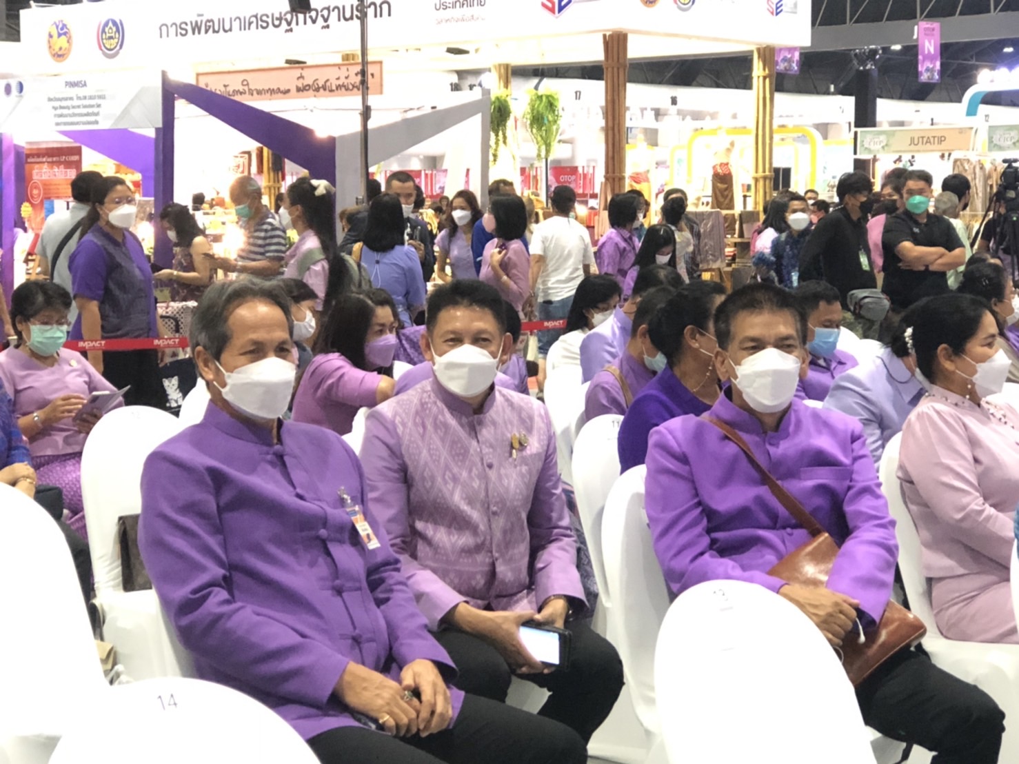 นครพนม ร่วมพิธีเปิดงาน OTOP Midyear 2022 “สุขช้อป สุขใจ สุขทั่วไทยรวมไว้ในที่เดียว”