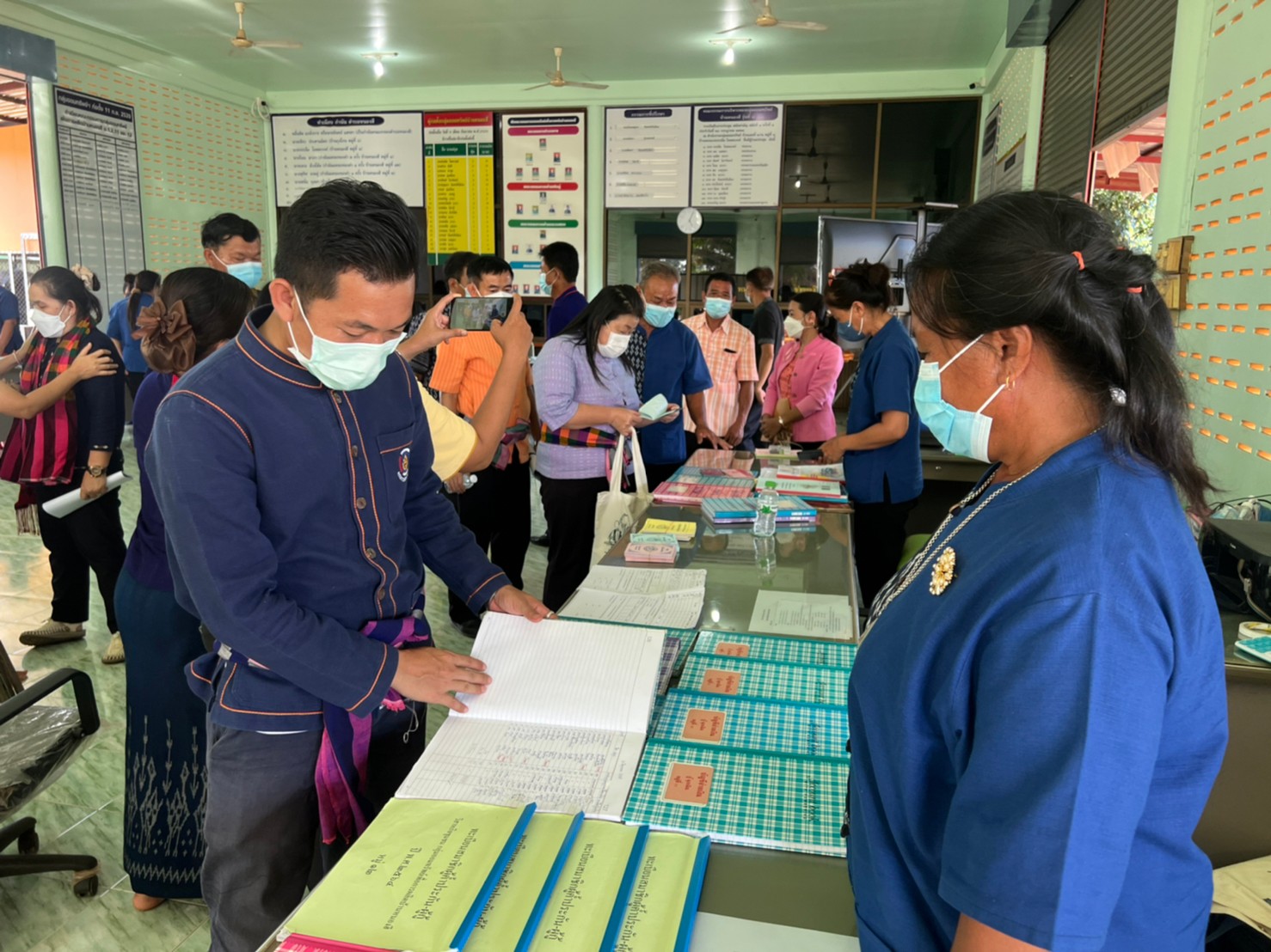 พช.นครพนม คัดสรรกิจกรรมพัฒนาชุมชนดีเด่นระดับจังหวัด ปี 2565 รอบกลั่นกรอง