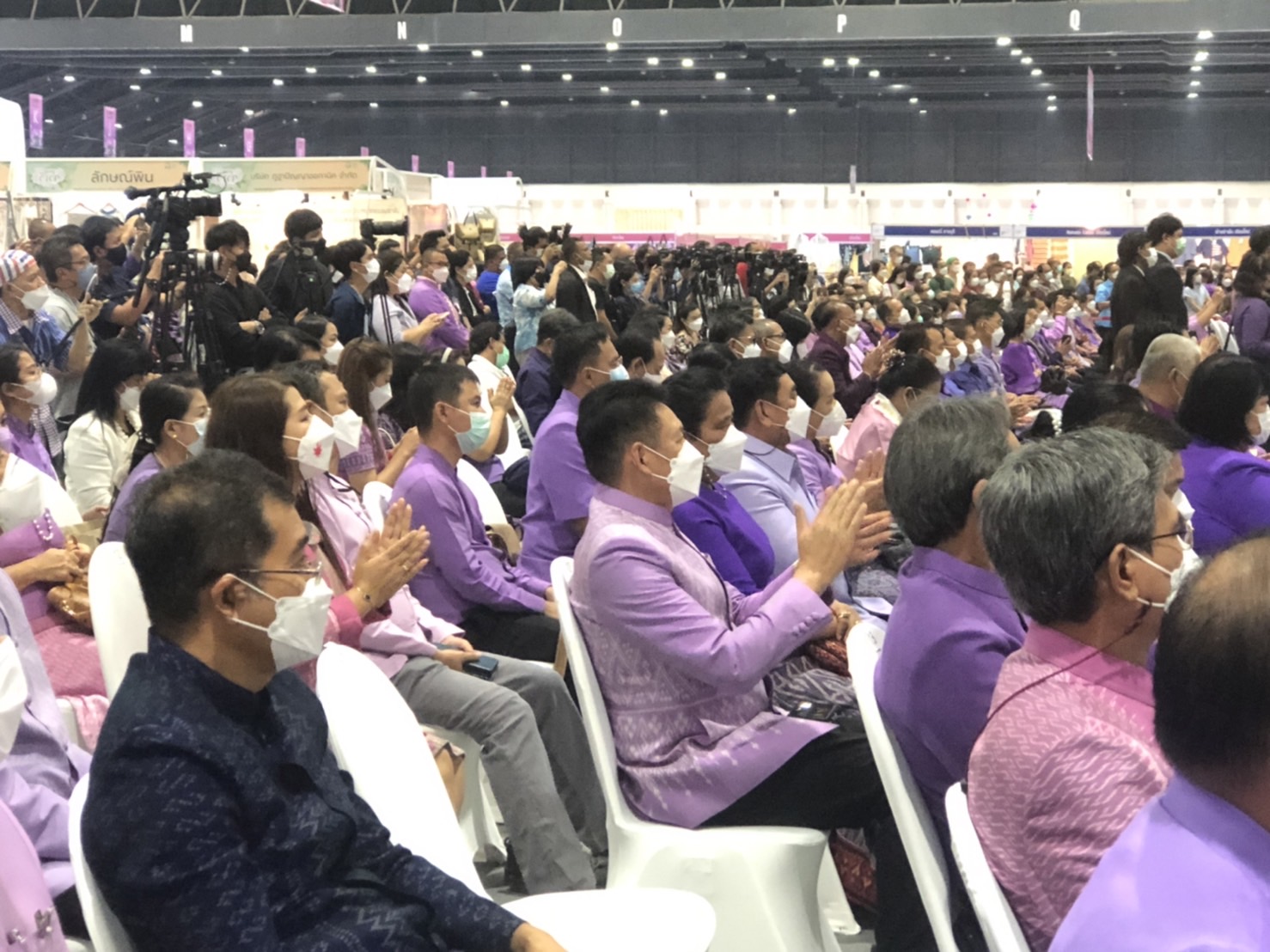 นครพนม ร่วมพิธีเปิดงาน OTOP Midyear 2022 “สุขช้อป สุขใจ สุขทั่วไทยรวมไว้ในที่เดียว”