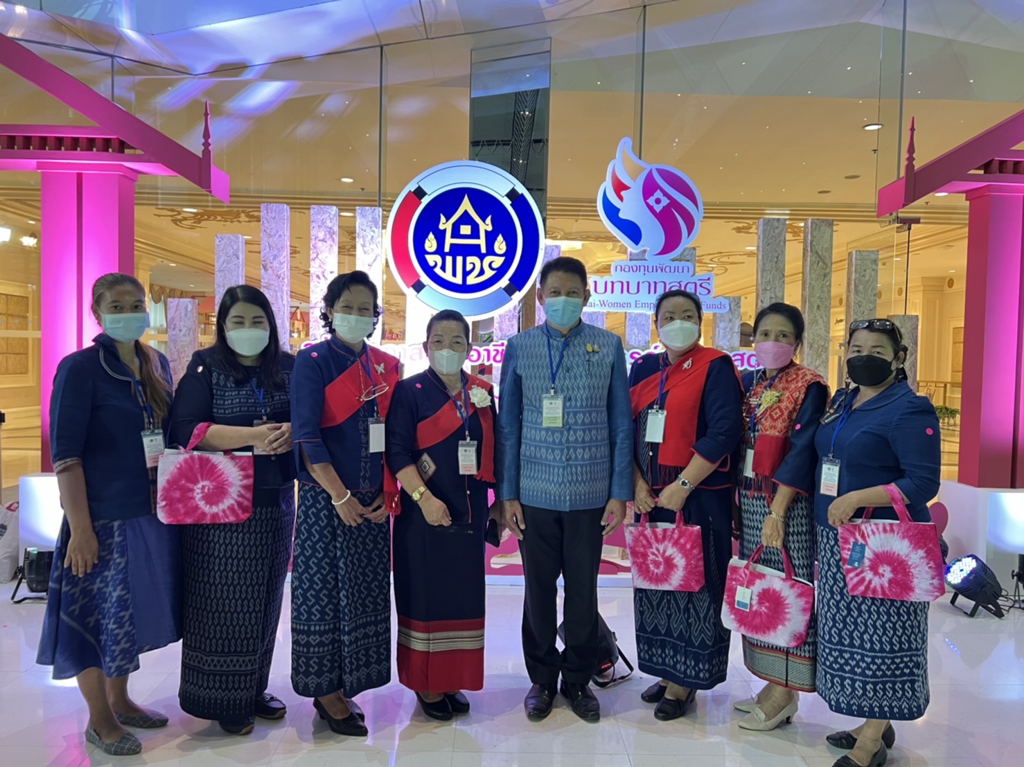 นครพนม ร่วมพลังสตรีในการขับเคลื่อนประเทศ