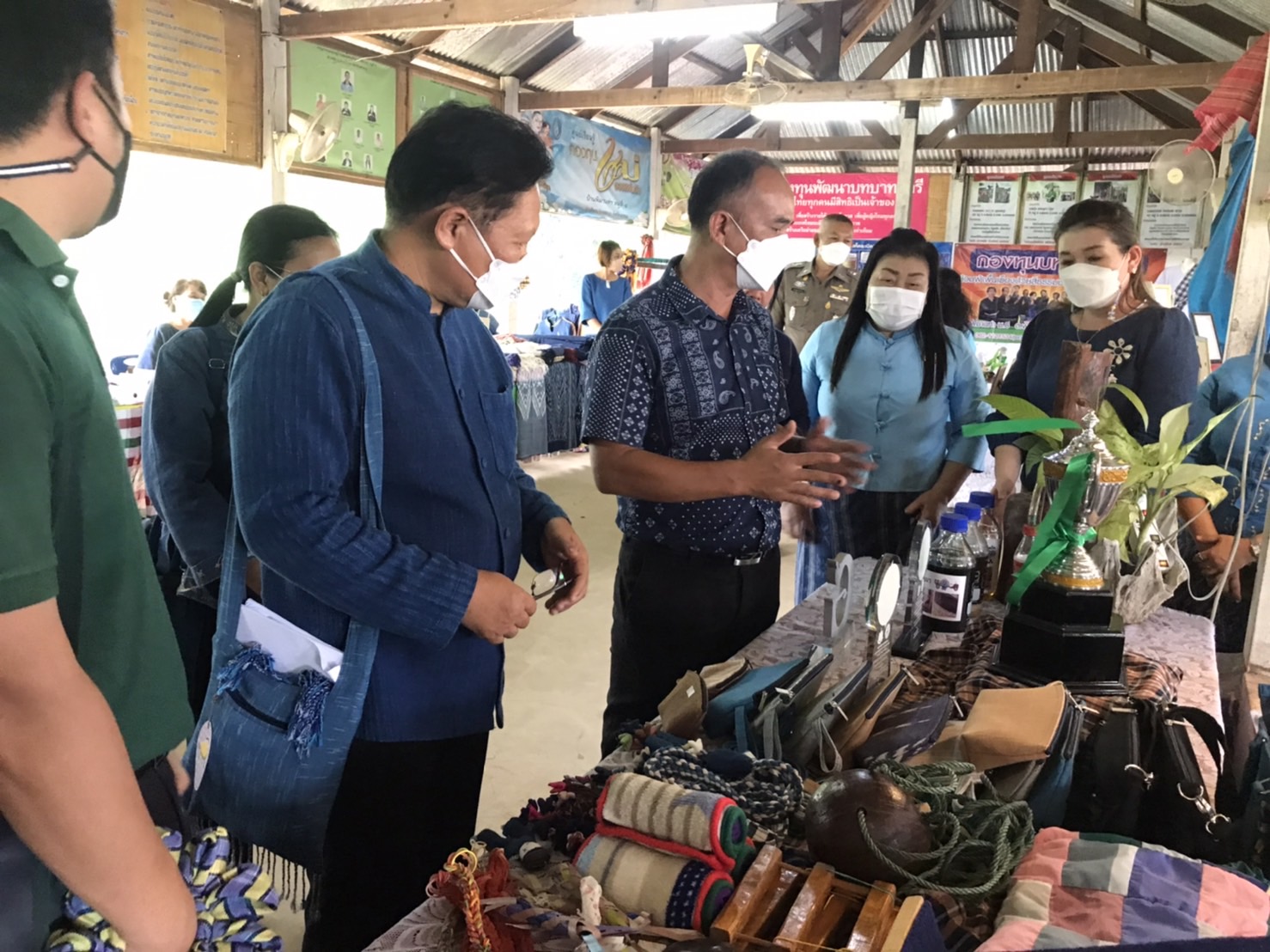 นครพนม รับการประเมินหมู่บ้านต้นแบบในการน้อมนำแนวพระราชดำริไปประยุกต์ใช้ ตามโครงการ 9:10 ปฏิบัติบูชา “สืบสาน รักษา ต่อยอด” เพื่อพัฒนาชุมชน ประจำปี 2565