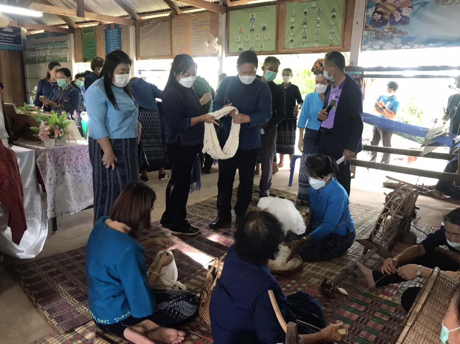 นครพนม รับการประเมินหมู่บ้านต้นแบบในการน้อมนำแนวพระราชดำริไปประยุกต์ใช้ ตามโครงการ 9:10 ปฏิบัติบูชา “สืบสาน รักษา ต่อยอด” เพื่อพัฒนาชุมชน ประจำปี 2565