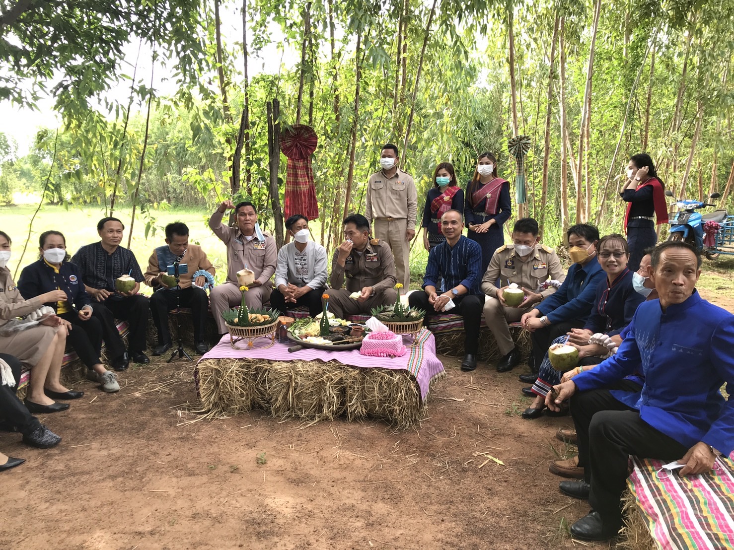 นครพนม คัดสรรหมู่บ้านเศรษฐกิจพอเพียง “อยู่เย็น เป็นสุข” ดีเด่นระดับจังหวัด และกิจกรรมพัฒนาชุมชนดีเด่น ประจำปี 2565