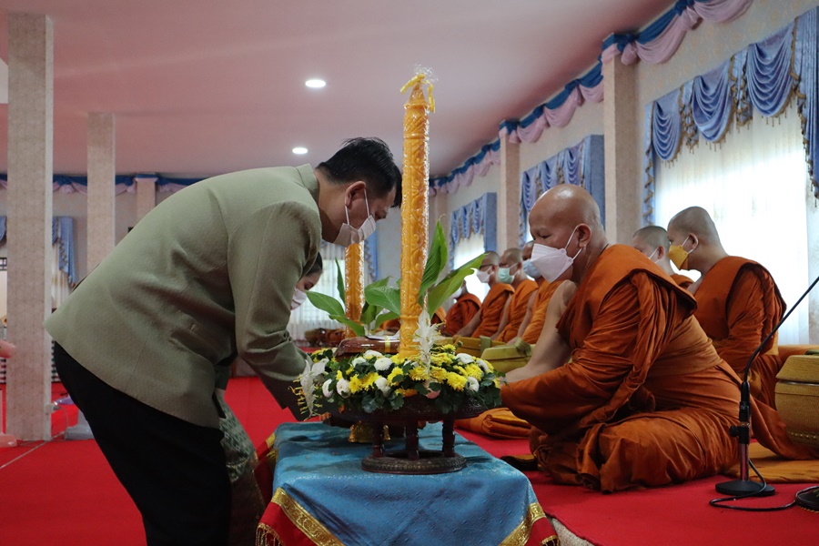 พช.นครพนม ร่วมกิจกรรมส่งเสริมการเผยแพร่พระพุทธศาสนา เนื่องในเทศกาลวันอาสาฬหบูชาและวันเข้าพรรษา ประจำปี พ.ศ. 2565