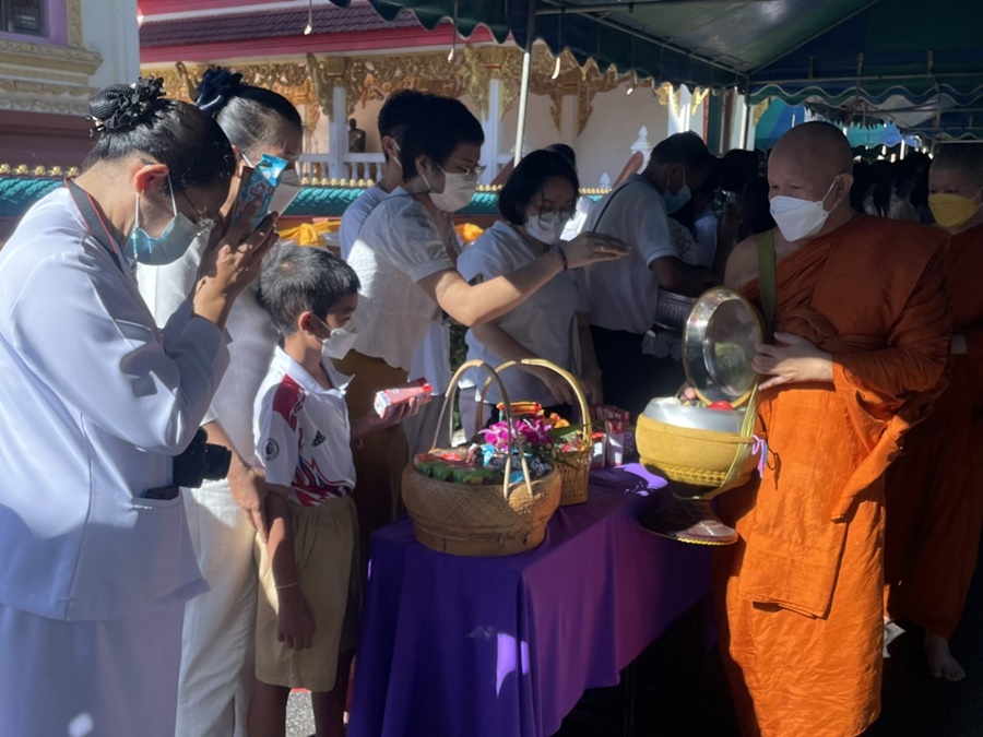 พช.นครพนม ร่วมกิจกรรมส่งเสริมการเผยแพร่พระพุทธศาสนา เนื่องในเทศกาลวันอาสาฬหบูชาและวันเข้าพรรษา ประจำปี พ.ศ. 2565