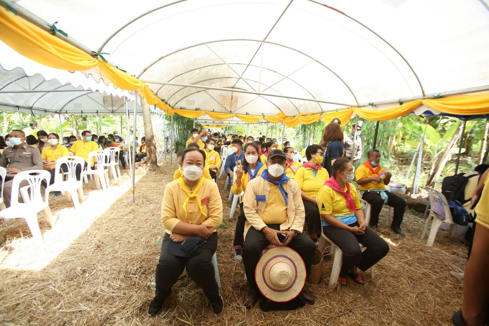 ปลัดกระทรวงมหาดไทย เอามื้อสามัคคี “โคก หนอง นา พัฒนาชุมชน” เฉลิมพระเกียรติพระบาทสมเด็จพระเจ้าอยู่หัว เนื่องในโอกาสวันเฉลิมพระชนมพรรษา 28 กรกฎาคม 2565