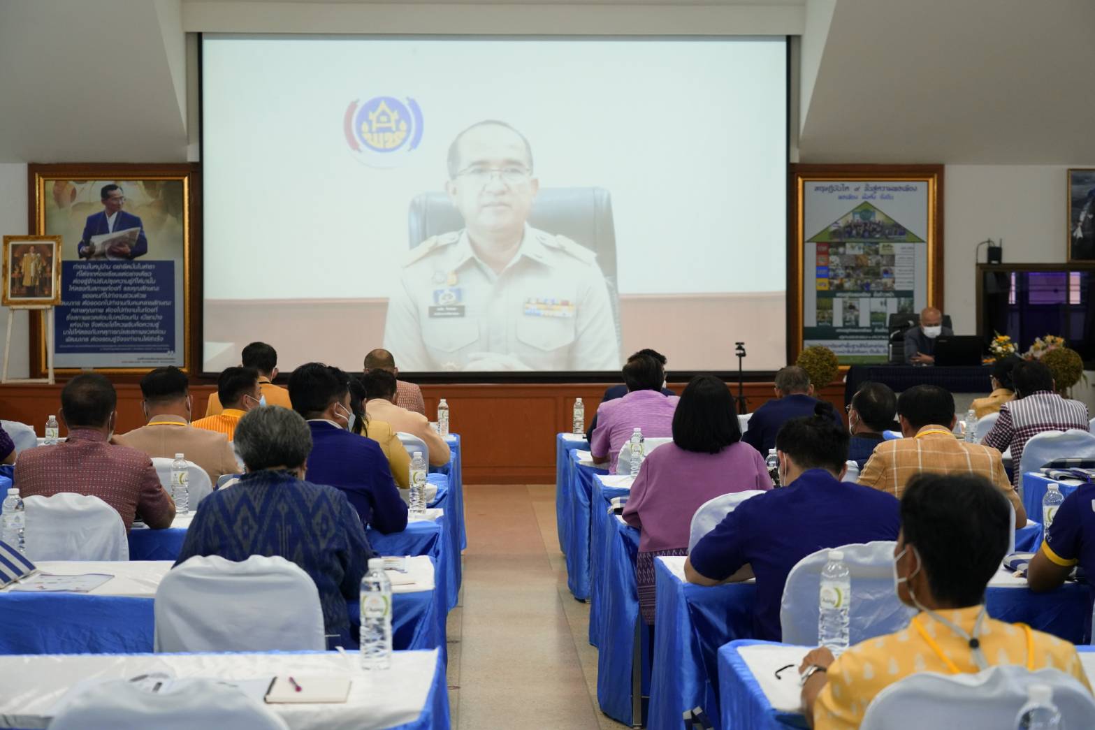 พช.นครพนม ร่วมประชุมเชิงปฏิบัติการพัฒนากลไกขับเคลื่อนการพัฒนาเศรษฐกิจฐานราก