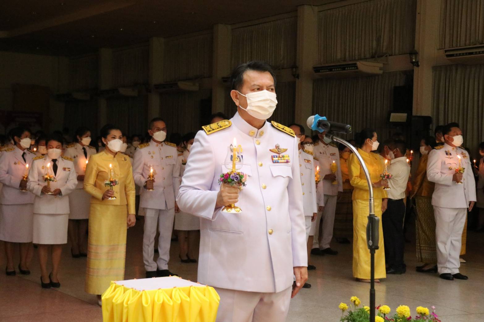 นครพนม ประกอบพิธีถวายเครื่องราชสักการะและวางพานพุ่ม และพิธีจุดเทียนถวายพระพรชัยมงคล เนื่องในโอกาสวันเฉลิมพระชนมพรรษา 28 กรกฎาคม 2565