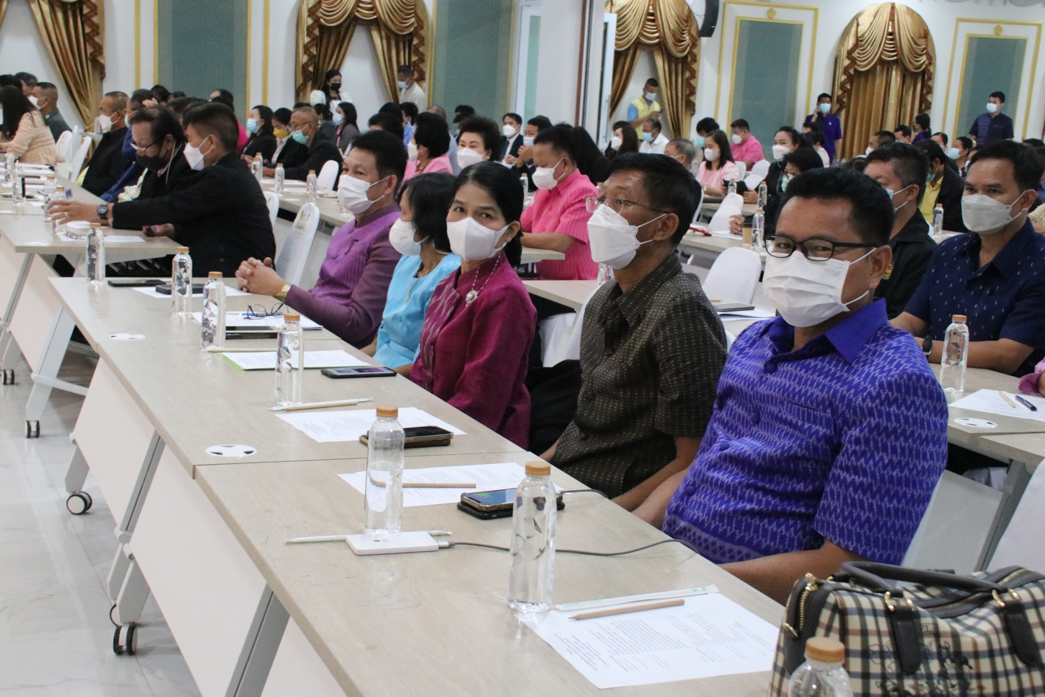 พช.นครพนม ร่วมโครงการประชุมสัมมนาทิศทางการพัฒนาจังหวัดนครพนม ปี 2566-2570 และการฝึกอบรมเทคนิคการเขียนโครงการอย่างมีคุณภาพ