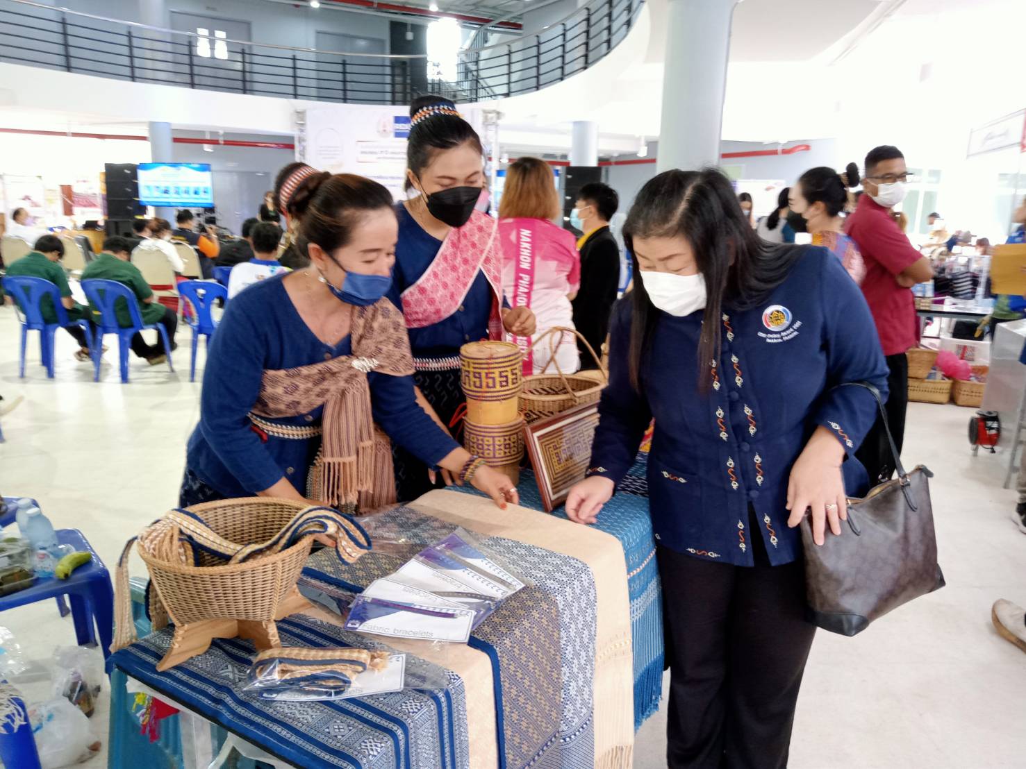 นครพนม บูรณาการความร่วมมือภาคีเครือข่ายพัฒนา มหาวิทยาลัยนครพนม นำผลงานวิจัยที่สนับสนุนพัฒนาต่อยอดผลิตภัณฑ์ชุมชนและชุมชนท่องเที่ยวในพื้นที่จังหวัดนครพนม สู่การสร้างงาน สร้างรายได้ สร้างอาชีพอย่างยั่งยืน