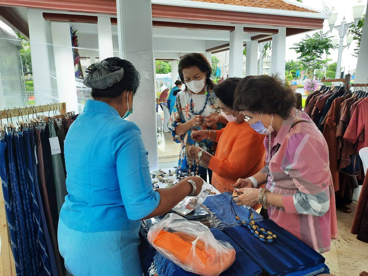 นครพนม ร่วมจัดนิทรรศการเฉลิมพระเกียรติสมเด็จพระนางเจ้าสิริกิติ์ พระบรมราชินีนาถ พระบรมราชชนนีพันปีหลวง เนื่องในโอกาสมหามงคลเฉลิมพระชนมพรรษา 90 พรรษา 12 สิงหาคม 2565