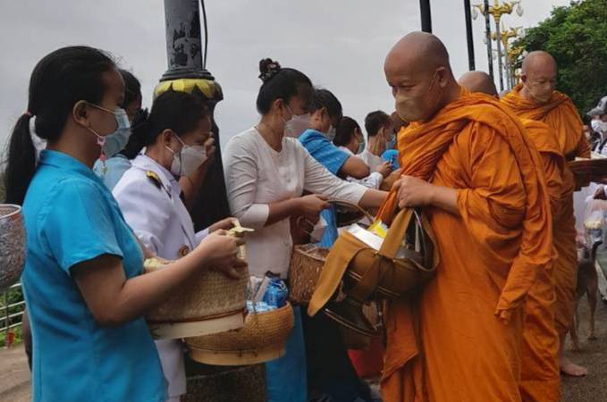 นครพนม ประกอบพิธีศาสนามหามงคล เฉลิมพระเกียรติพระธรรมบารมี สมเด็จพระนางเจ้าสิริกิติ์ พระบรมราชินีนาถ พระบรมราชชนนีพันปีหลวง เนื่องในโอกาสมหามงคล เฉลิมพระชนมพรรษา 90 พรรษา 12 สิงหาคม 2565  