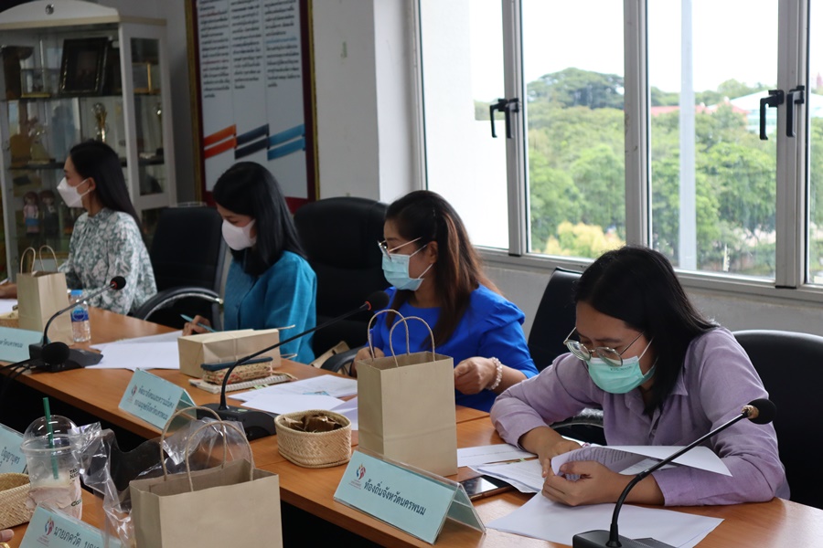 นครพนม ประชุมคณะอนุกรรมการบริหารกองทุนพัฒนาบทบาทสตรีระดับจังหวัด ครั้งที่ 5