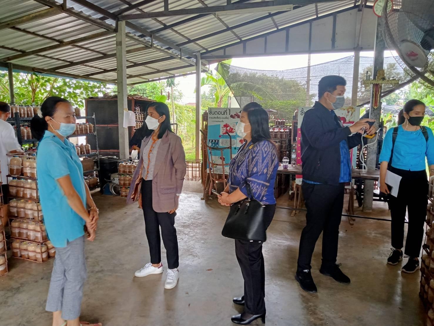 กรมการพัฒนาชุมชนร่วมกับจังหวัดนครพนม ติดตามสนับสนุนการดำเนินงานโครงการพัฒนาผลิตภัณฑ์ OTOP กลุ่มปรับตัวสสู่การพัฒนา (Quadrant D) ให้มีคุณภาพมาตรฐาน และโครงการส่งเสริมกระบวนการเครือข่ายองค์ความรู้ (Knowledge- Based OTOP : KBO) ประจำปี 2565
