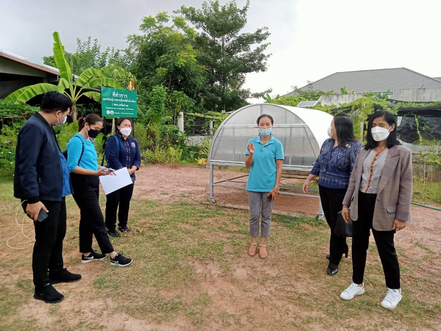 กรมการพัฒนาชุมชนร่วมกับจังหวัดนครพนม ติดตามสนับสนุนการดำเนินงานโครงการพัฒนาผลิตภัณฑ์ OTOP กลุ่มปรับตัวสสู่การพัฒนา (Quadrant D) ให้มีคุณภาพมาตรฐาน และโครงการส่งเสริมกระบวนการเครือข่ายองค์ความรู้ (Knowledge- Based OTOP : KBO) ประจำปี 2565