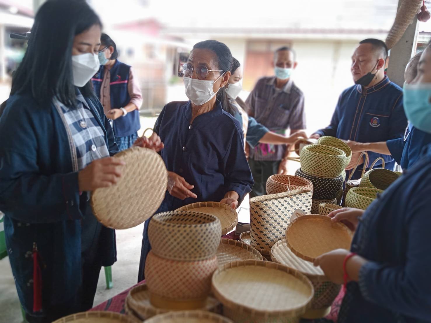 กรมการพัฒนาชุมชนร่วมกับจังหวัดนครพนม ติดตามสนับสนุนการดำเนินงานโครงการพัฒนาผลิตภัณฑ์ OTOP กลุ่มปรับตัวสสู่การพัฒนา (Quadrant D) ให้มีคุณภาพมาตรฐาน และโครงการส่งเสริมกระบวนการเครือข่ายองค์ความรู้ (Knowledge- Based OTOP : KBO) ประจำปี 2565