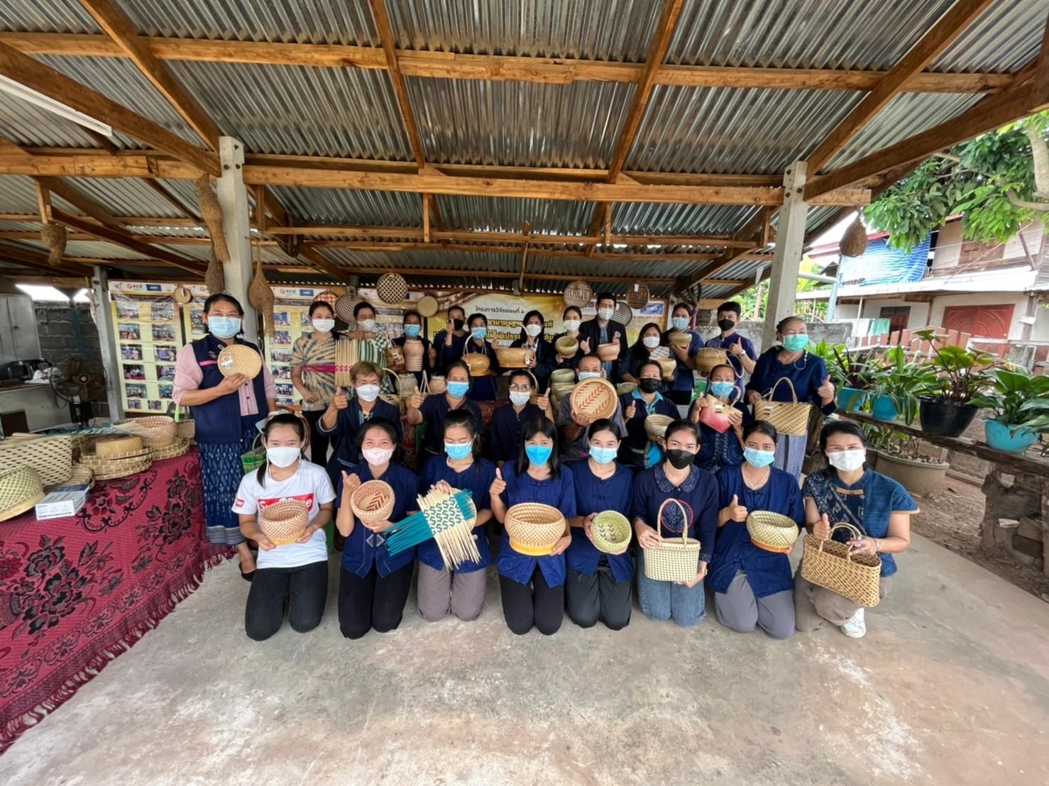 กรมการพัฒนาชุมชนร่วมกับจังหวัดนครพนม ติดตามสนับสนุนการดำเนินงานโครงการพัฒนาผลิตภัณฑ์ OTOP กลุ่มปรับตัวสสู่การพัฒนา (Quadrant D) ให้มีคุณภาพมาตรฐาน และโครงการส่งเสริมกระบวนการเครือข่ายองค์ความรู้ (Knowledge- Based OTOP : KBO) ประจำปี 2565