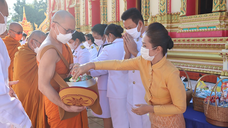 นครพนม ประกอบพิธีน้อมรำลึกในพระมหากรุณาธิคุณ เนื่องในวันคล้ายวันสวรรคต พระบาทสมเด็จพระบรมชนกาธิเบศร มหาภูมิพลอดุลเดชมหาราช บรมนาถบพิตร 13 ตุลาคม 2565