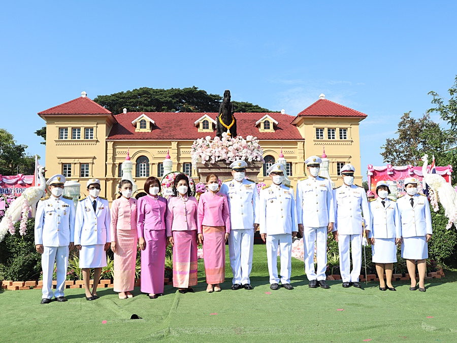 พช.นครพนม ร่วมพิธีน้อมรำลึกในวันคล้ายวันสวรรคตพระบาทสมเด็จพระจุลจอมเกล้าเจ้าอยู่หัว 23 ตุลาคม 2565
