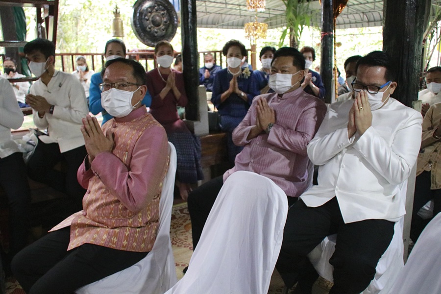 ปลัดกระทรวงมหาดไทย นำคณะร่วมเป็นเจ้าภาพงานทอดกฐินสามัคคี ถวาย ณ ที่พักสงฆ์วังสิ้ว