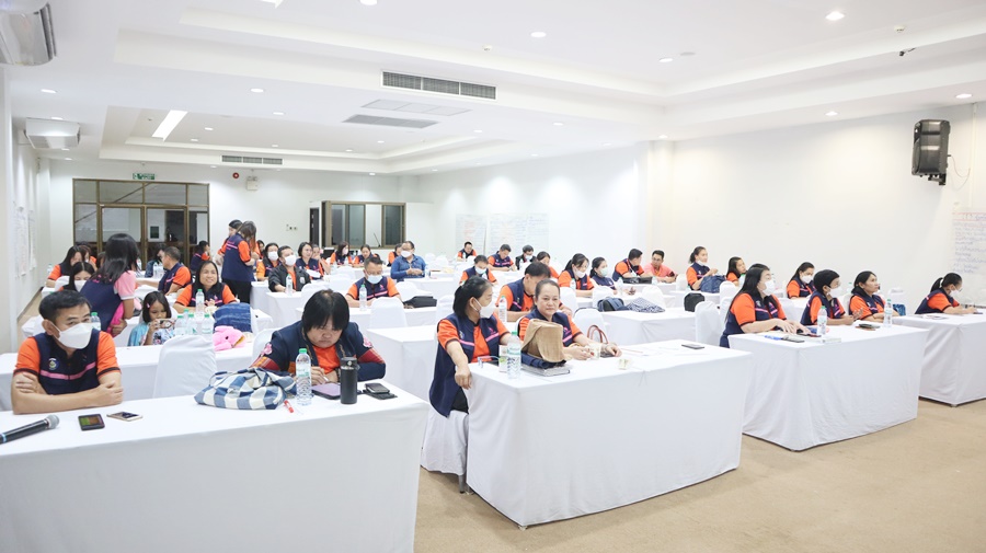 พช.นครพนม รุกสร้างความสมัครสมานสามัคคีเพิ่มความสัมพันธ์ที่ดีในองค์กร ประจำปี 2565