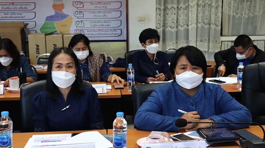 รองหัวหน้าผู้ตรวจราชการกรม มอบแนวทางการขับเคลื่อนงานพัฒนาชุมชนปีงบประมาณ 2566-2570