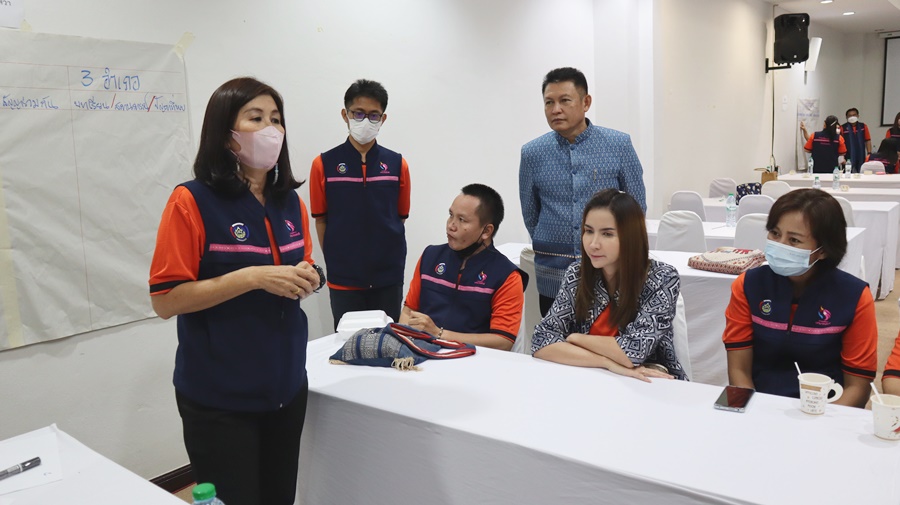 พช.นครพนม รุกสร้างความสมัครสมานสามัคคีเพิ่มความสัมพันธ์ที่ดีในองค์กร ประจำปี 2565