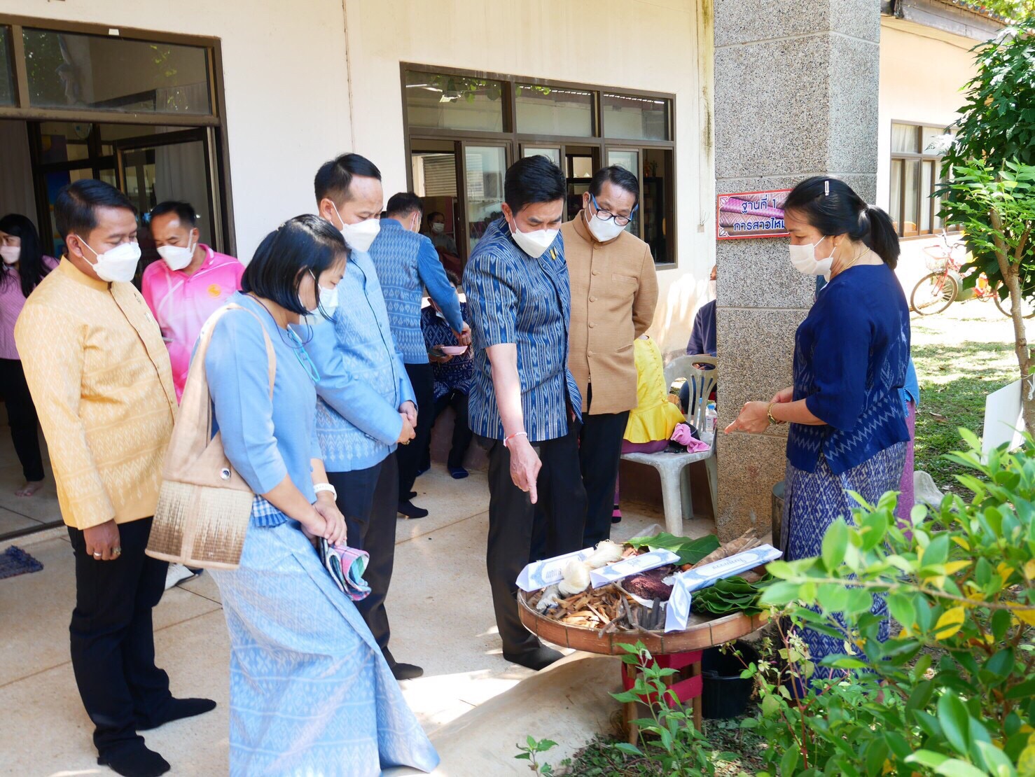 กรมการพัฒนาชุมชน รุกผลิตสื่อและเผยแพร่ความสำเร็จของกลุ่มอาชีพสมาชิกกองทุนพัฒนาบทบาทสตรี พื้นที่จังหวัดนครพนม