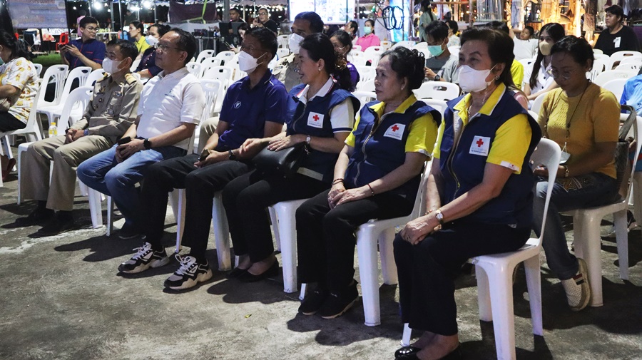 พช.นครพนม เสริมทัพ OTOP งานประเพณีไหลเรือไฟและงานกาชาดจังหวัดนครพนม ประจำปี 2565