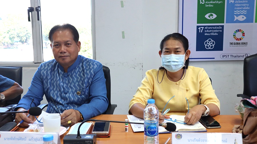 รองหัวหน้าผู้ตรวจราชการกรม มอบแนวทางการขับเคลื่อนงานพัฒนาชุมชนปีงบประมาณ 2566-2570