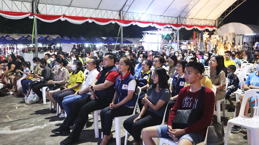 พช.นครพนม เสริมทัพ OTOP งานประเพณีไหลเรือไฟและงานกาชาดจังหวัดนครพนม ประจำปี 2565