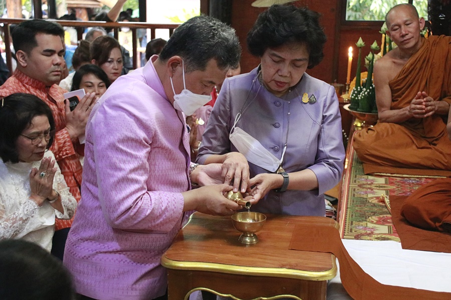ปลัดกระทรวงมหาดไทย นำคณะร่วมเป็นเจ้าภาพงานทอดกฐินสามัคคี ถวาย ณ ที่พักสงฆ์วังสิ้ว