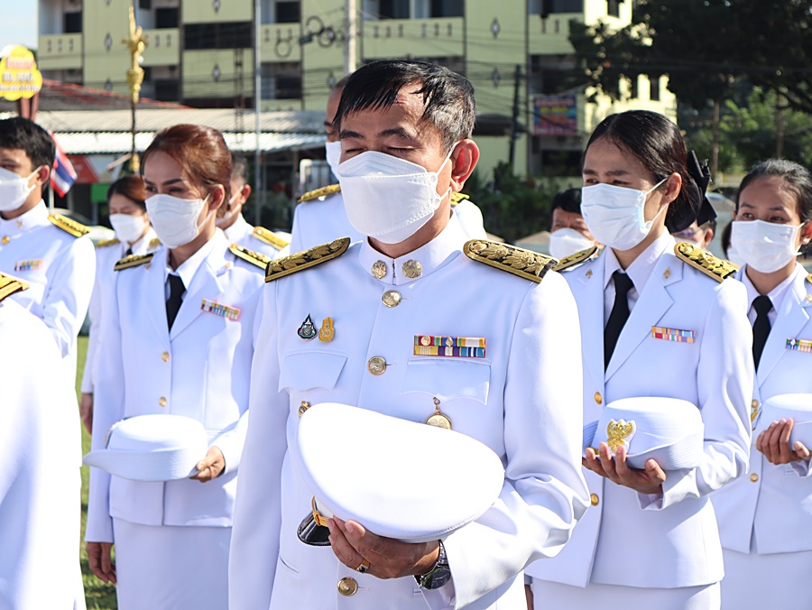 พช.นครพนม ร่วมพิธีน้อมรำลึกในวันคล้ายวันสวรรคตพระบาทสมเด็จพระจุลจอมเกล้าเจ้าอยู่หัว 23 ตุลาคม 2565