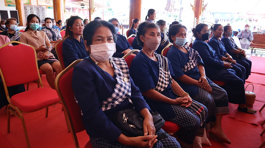 ผู้ตรวจราชการกรมการพัฒนาชุมชน เพิ่มประสิทธิภาพสตรีไทนาหว้า