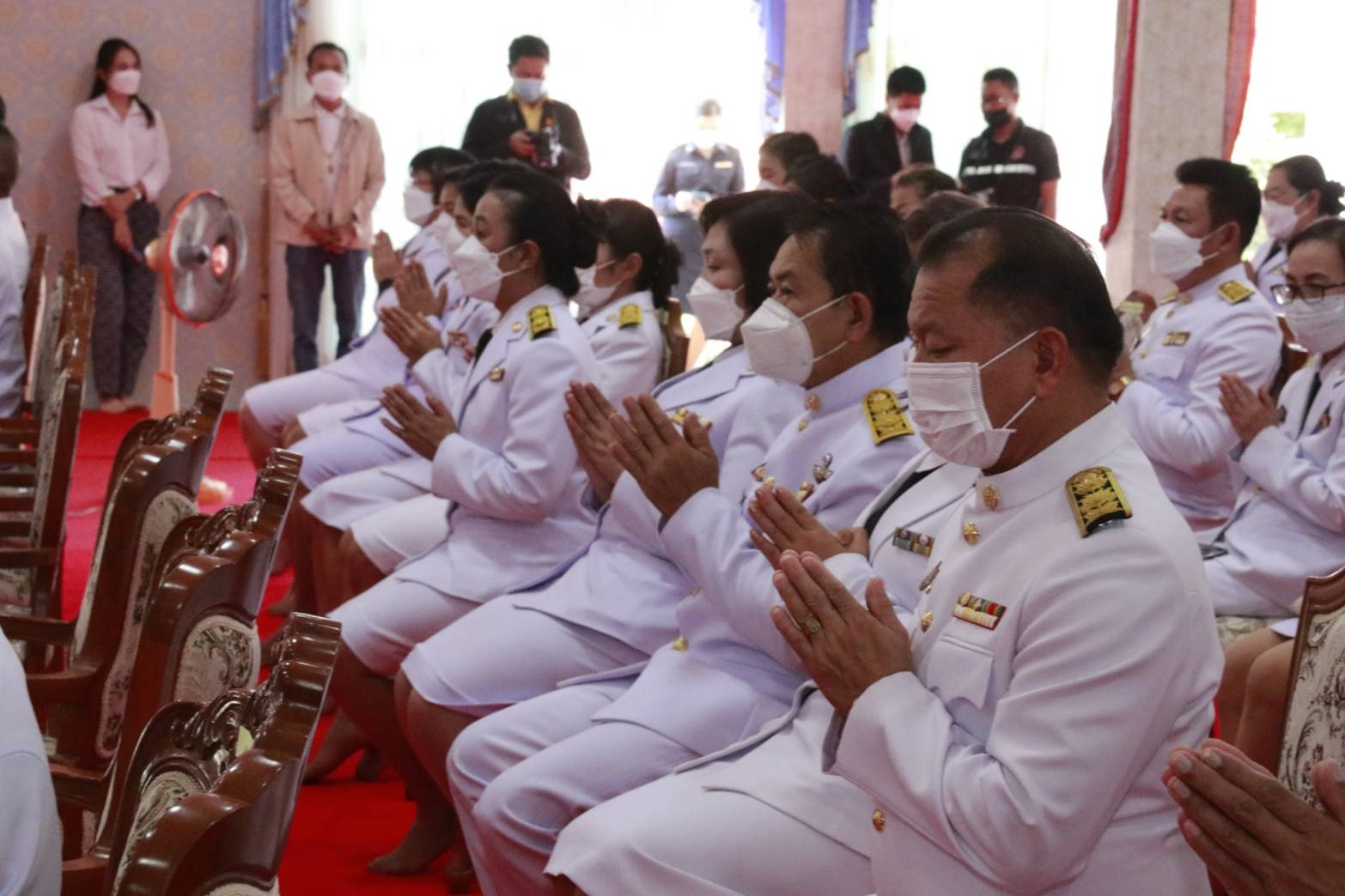 นครพนม พร้อมใจประกอบพิธีทอดผ้าป่าสมทบโครงการทุนเล่าเรียนหลวงสำหรับพระสงฆ์ไทย