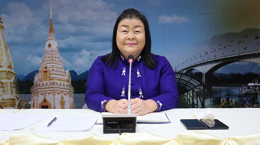 พช.นครพนม รุกเตรียมผู้ผลิต ผู้ประกอบการ OTOP ระดับ 3-5 ดาว ร่วมงาน OTOP City 2022