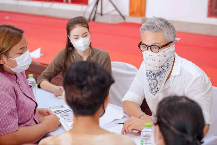 “นาหว้าโมเดล” การพัฒนาภูมิปัญญาผ้าไทยเพื่อพัฒนาคุณภาพชีวิตสู่ความเจริญอย่างยั่งยืน