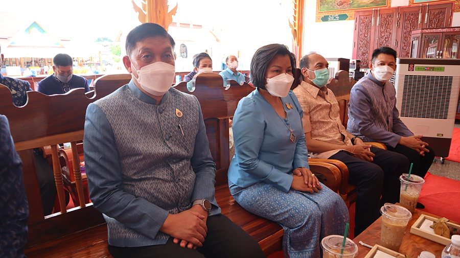 ปท. เปิดงานรวมพลังสตรีไทนาหว้า เทิดไท้ 90 พรรษา พระมารดาแห่งผ้าไทย และฉลองครบรอบ 50 ปี โครงการศิลปาชีพ