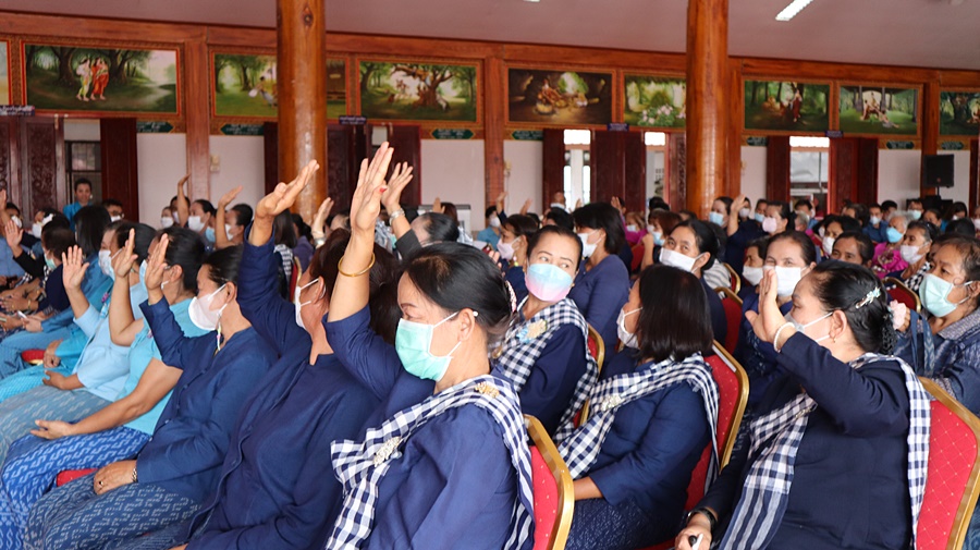 ปท. เปิดงานรวมพลังสตรีไทนาหว้า เทิดไท้ 90 พรรษา พระมารดาแห่งผ้าไทย และฉลองครบรอบ 50 ปี โครงการศิลปาชีพ