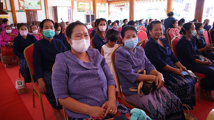 ผู้ตรวจราชการกรมการพัฒนาชุมชน เพิ่มประสิทธิภาพสตรีไทนาหว้า